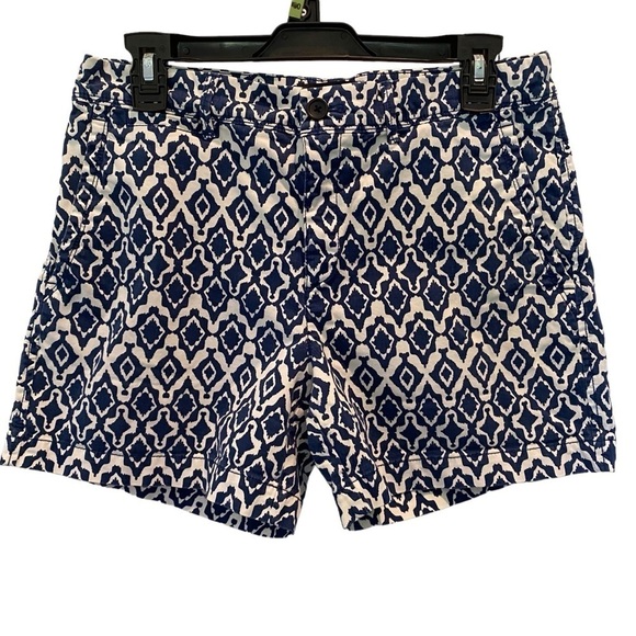 Banana Republic Pants - Banana Republic women's size 6 Blue white geometric pattern cotton shorts